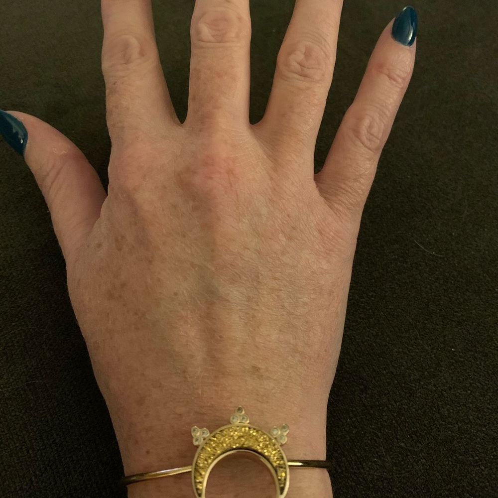 Moon Bracelet - Picture 4 of 4